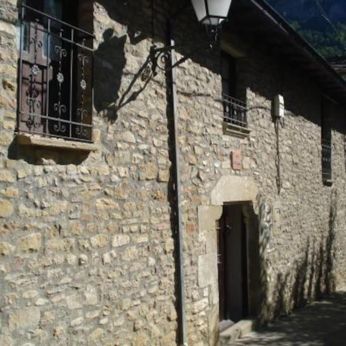 Casa Rural Barangua En El Pirineo Aragones 산타크루즈드라세로스 외부 사진